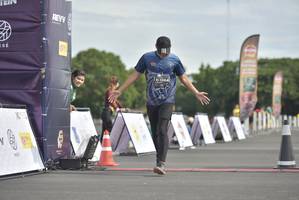 BIB: 
                            <button type="button" onclick="openModal(4922687)" class="btn btn-primary btn-sm float-right btn-popup" data-toggle="modal" data-target=".modal-high-quality">
                        <i class="fas fa-shopping-cart"></i> Add to Cart
                    </button>
                                            <button type="button" onclick="isThisMe(4922687, true)" class="btn btn-success btn-sm float-right btn-popup btn-isme hidden" data-toggle="tooltip" data-placement="bottom" title="นี่คือรูปของคุณใช่ไหม คลิกที่นี่เพื่อเอาเข้าอัลบั้ม">
                        <i class="fas fa-plus"></i> Add to album
                    </button>
                    <button type="button" onclick="isThisMe(4922687, false)" class="btn btn-warning btn-sm float-right btn-popup btn-isnotme hidden">
                        <i class="fas fa-ban"></i> Remove from album
                    </button>